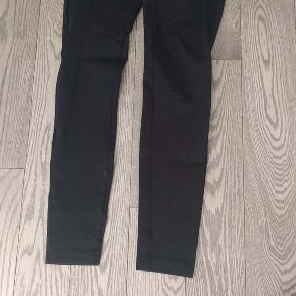 Beautiful black leggings by Zara🍀🌸 - Picture 4 of 9